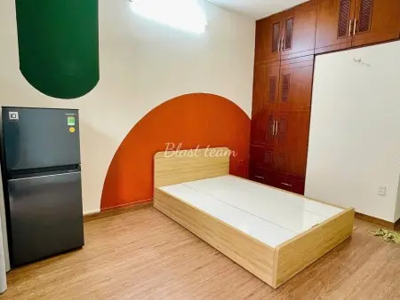 Cho Thuê Căn Hộ Ban Công Cửa Sổ Lớn - Gần Cầu Thị Nghè, Hàng Xanh