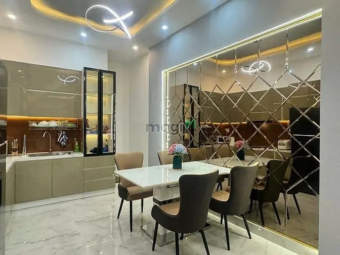 Q10- Lê Hồng Phong- Nhà Đẹp Lung Linh- 4 Tầng 5Pn