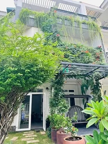 Căn Góc Sân Vườn Park Riverside Đường Liên Phường Q9 -150M2 (11X15M)