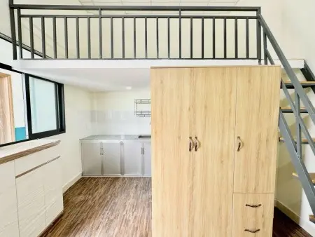 Duolex Ở 4Ng - 4Xe Gác Cao Đứng Được Đặc Biệt Khu Này Hẻm Rộng Xe Hơi Vô Được