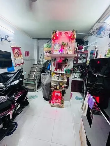 Nhà Một Trệt 2 Lầu, 2 Pn, Lan Can. Gần Cầu Chà Và Quận 8. Shr