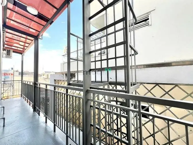 Căn Hộ Studio Ban Công Đầy Đủ Nội Thất Ngay Trung Tâm Quận 10