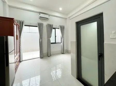 Phòng Mới Ngay Bùi Minh Trực Gần Chợ Nhị Thiên Đường