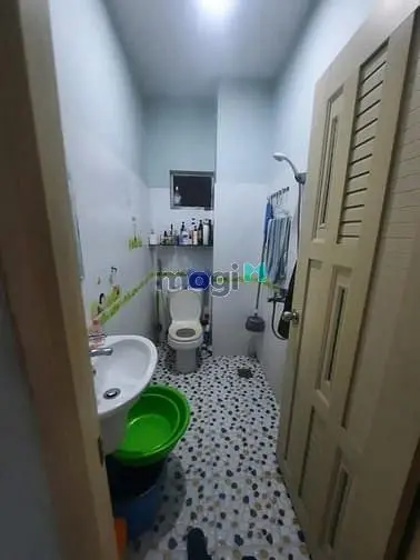 Nhà Cho Thuê: 427/5A Lạc Long Quân Q11, (4X12M 3L 3 Phòng Lớn)