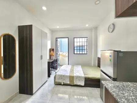 Cho Thuê Phòng Trọ Ban Công, Cửa Sổ Lớn - Gần Hàng Xanh, Thị Nghè - Giáp Q1, Q2