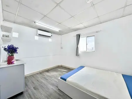 Cho Thuê Phòng Cửa Sổ Trời - Mới 100% - Nội Thất Cơ Bản - Ngay Chợ Bà Chiểu - Mặt Tiền Vũ Tùng