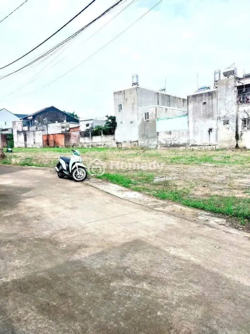 Chủ Kẹt Tiền Cần Bán Gấp Lô Đất 120M2 Ngay Trung Tâm Thủ Dầu Một – Sổ Hồng Riêng Giá Tốt