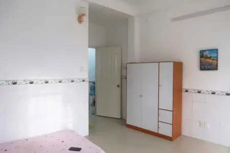 Phòng Trọ Mới, Full Nội Thất, Ban Công Rộng, Q11 – Chỉ Cho Nữ Thuê, Ưu Tiên Nvvp – Giá Tốt 5.5Tr!