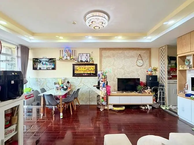 Căn Góc 83M2 Hoàng Kim Sổ Hồng Sẵn, Full Nội Thất, Tt 950Tr Ở Ngay