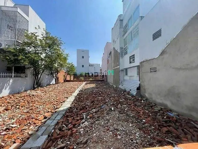 Cần Bán Đất Dt100M2(5X20M)-Hễm Ô Tô Mai Xuân Thưởng-Vĩnh Hải-Nt-Chỉ5T2