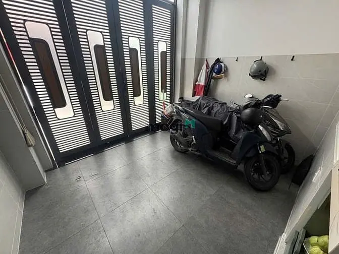 Nhà Mới Lý Thánh Tông Tô Hiệu Tân Phú - 5 Tầng - Hẻm Xe Hơi