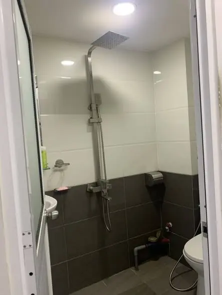 Kiếm Người Ở Ghép Quận 8, Cầu Chữ Y