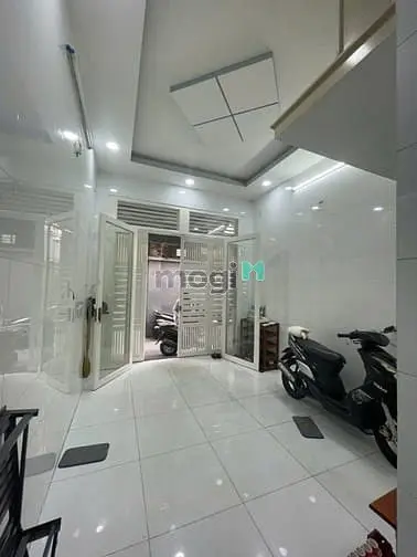 Bán Nhà Hẻm 3M Vip /Nguyễn Trãi, 3.2Mx11M, Trệt Lửng Lầu, Nhà Mới!