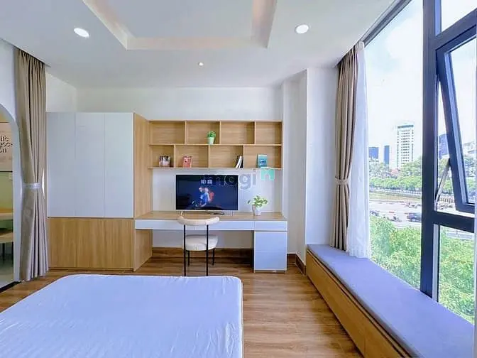 🏯Siêu Phẩm Ban Công Full Nội Thất - Máy Giặt Ngay Đh Kinh Tế Q10