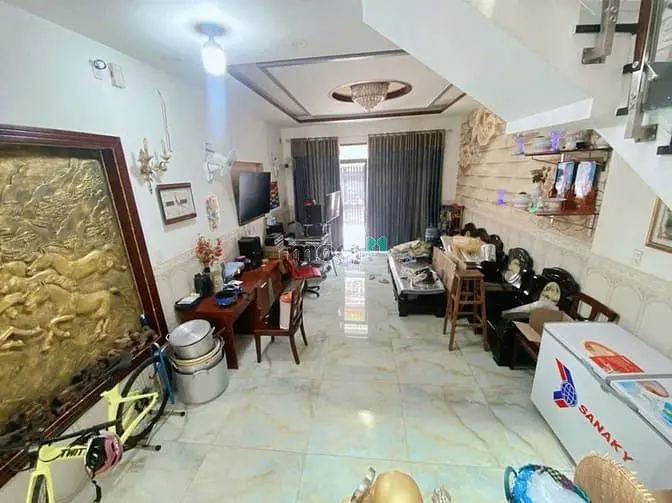 Mặt Tiền Đẹp – Nhà 3 Tầng Kiên Cố – Diện Tích Khủng 4,7M × 22M