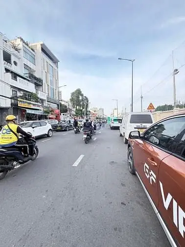 Bán Nhà Mặt Tiền Kinh Doanh Đường Hoàng Hoa Thám, Quận Tân Bình