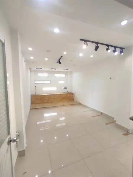 Mặt Bằng Cho Thuê Quận 10 Mặt Tiền Nguyễn Tri Phương Cần Cho Thuê Gấp