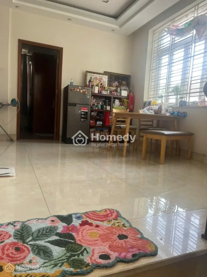 Bán Gấp Nhà Mt Đường Nguyễn Tư Nghiêm, Quận 2. Diện Tích Đất 200M2