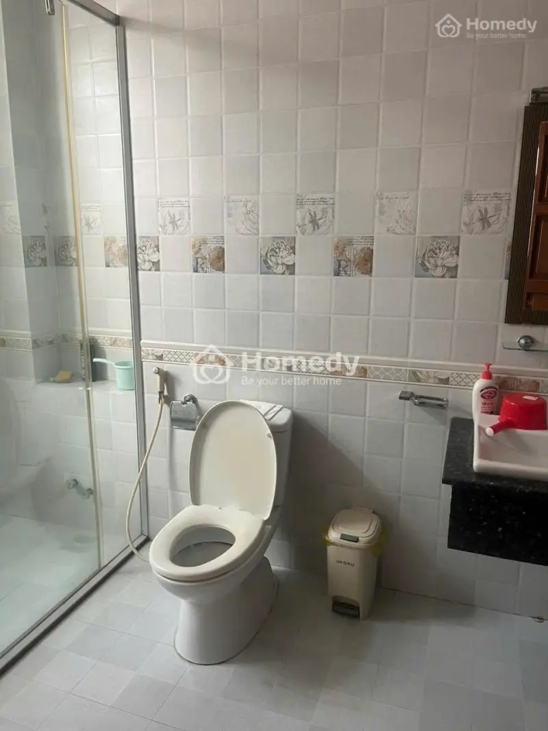 Bán Gấp Nhà Mt Đường Nguyễn Tư Nghiêm, Quận 2. Diện Tích Đất 200M2