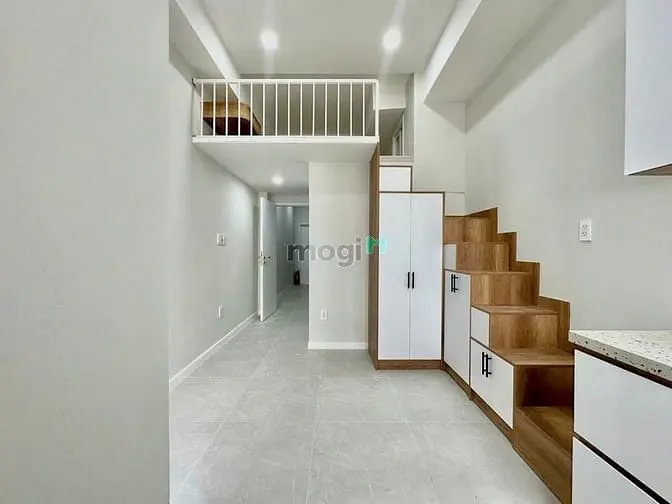 Căn Hộ Duplex Rộng Gần 30M2 Ban Công Thoáng Đón Sáng Gần Vạn Hạnh Mall