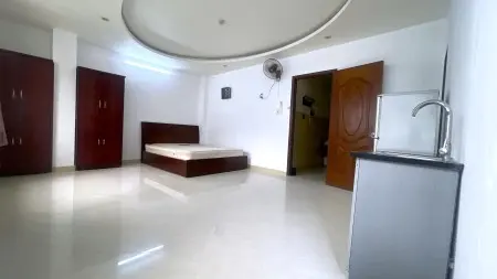 Chính Chủ Cho Thuê Phòng Ban Công 35M2 Trung Tâm Quận 10 Đủ Nội Thất Giá Rẻ