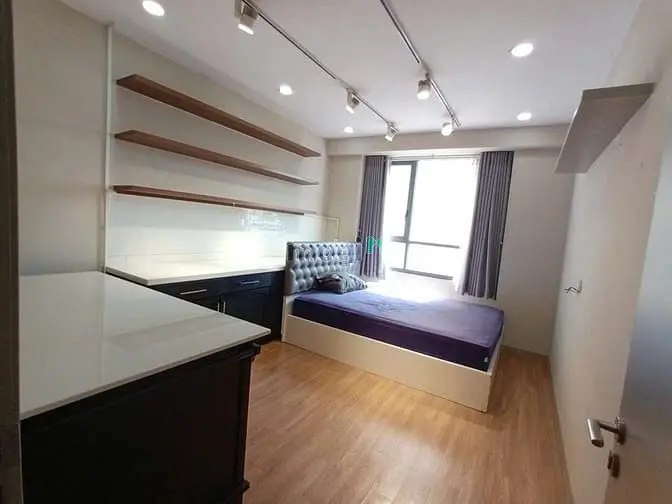 Bán Chung Cư Gold View - 70M2 2Pn1Wc - Có Nội Thất - Giá 6 Tỷ