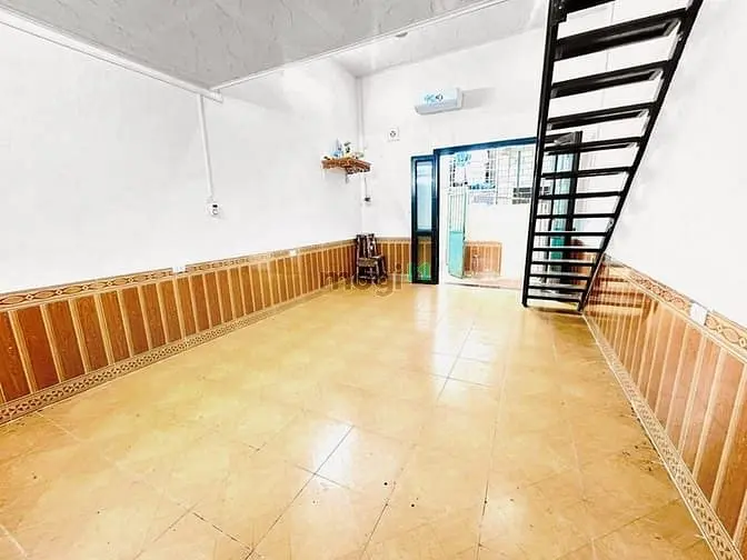 Bán Nhà 2Tầng Đủ Công Năng , Gần Phố , Tiện Ích Bạt Ngàn 40M2 Nhỉnh 4