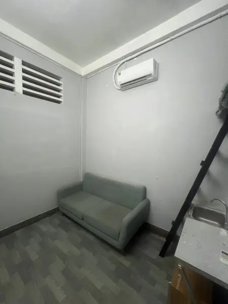 Phòng Trọ Máy Lạnh Giá Rẻ Ngay Trung Tâm Tp