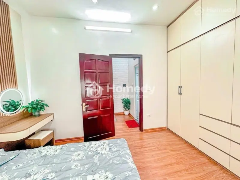 Nhà Ngõ Gốc Đề , Ngõ Thông Gần Oto 30M 5T Chưa Đến 7 Tỷ