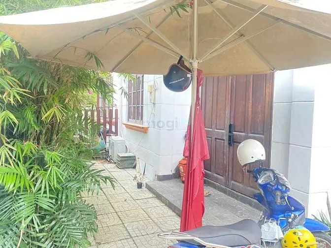 Nhà Nguyên Căn - Sân Vườn 1 Trệt 1 Lầu Tại Thảo Điền, Q2. Giá 30Tr/Th