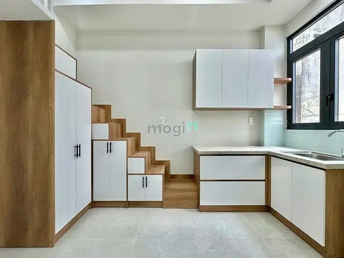 Căn Hộ Duplex Rộng Gần 30M2 Ban Công Thoáng Đón Sáng Gần Vạn Hạnh Mall