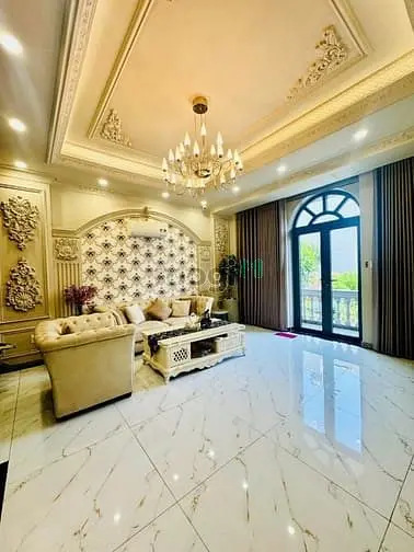 Chính Chủ Bán Biệt Thự Ven Sông Ngay Đại Học Rmit Q.7 - 5M X 18M