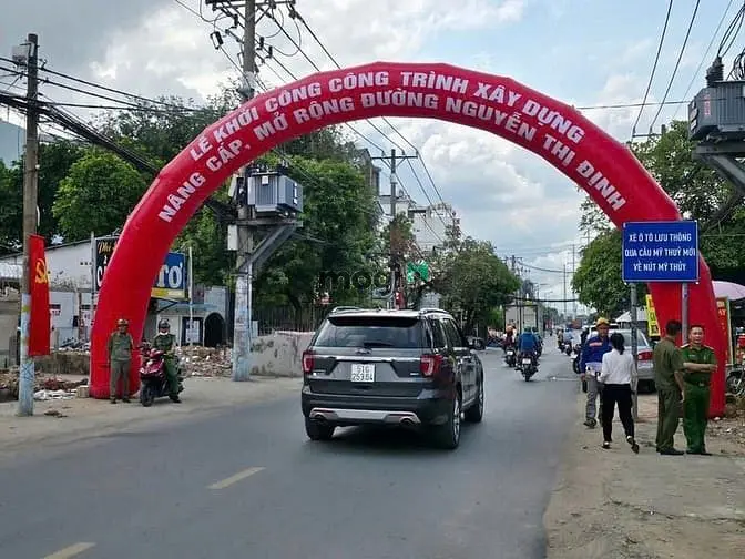 Bán Gấp Nhà 130M2, Mặt Tiền Đường Lê Văn Thịnh Nối Dài, Quận 2 Giá Tốt