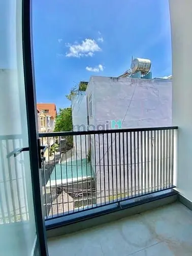 Căn Hộ Cao Cấp Ban Công Cửa Sổ Thoáng Full Nội Thất _ Gần Sân Bay