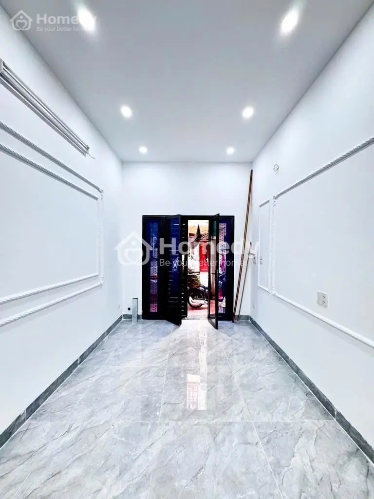 🏦Nhà Gần Hồ Đền Lừ , Ngõ Thông 43M Có Sân Để Xe Chỉ Nhỉnh 8 Tỷ Chút.