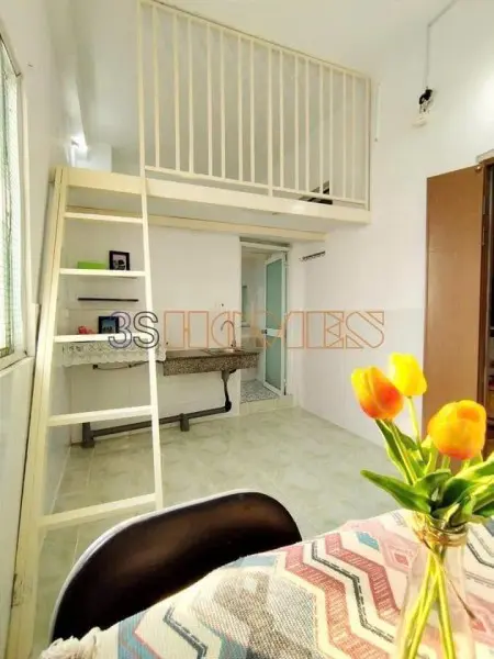 Phòng Có Cửa Sổ Trời - Sẵn Máy Lạnh Tân Bình