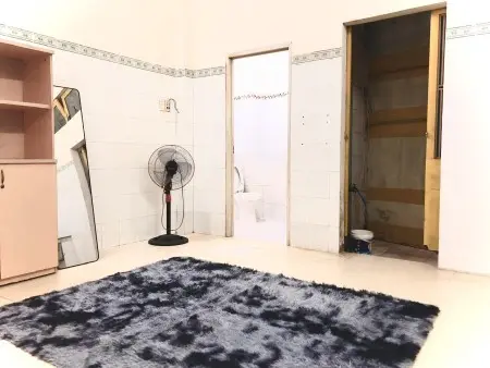 Phòng Lớn Có Bếp Ngay Tầng Trệt Ở Hẻm 134 Lý Chính Thắng