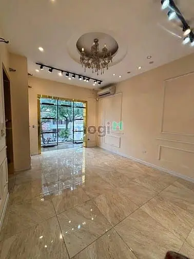 Cho Thuê Nhà Mặt Tiền Nguyễn Trãi, P Nguyễn Cư Trinh, Q1