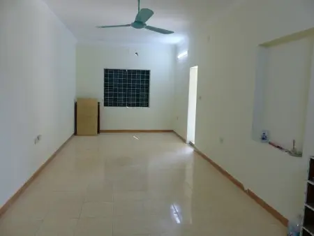 Cho Thuê Căn Hộ Tầng 4, Khu Tập Thể Nguyễn Công Trứ, Phường Hai Bà Trưng, Hà Nội