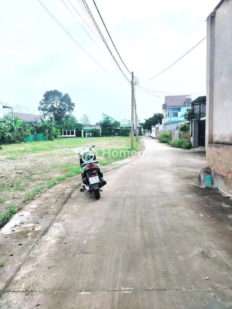 Chủ Kẹt Tiền Cần Bán Gấp Lô Đất 120M2 Ngay Trung Tâm Thủ Dầu Một – Sổ Hồng Riêng Giá Tốt