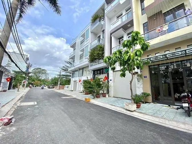 Nhà Phố Giá Cực Tốt Khu Vực Dân Trí Cao - Hẻm 9M 1979 Huỳnh Tấn Phát