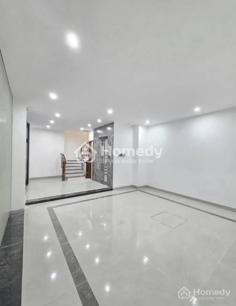 Bán Nhà Riêng Phố Lụa _Ô Tô Vào Nhà_51M2_ Nở Hậu_Thang Máy_Chỉ Hơn 13 Tỷ !