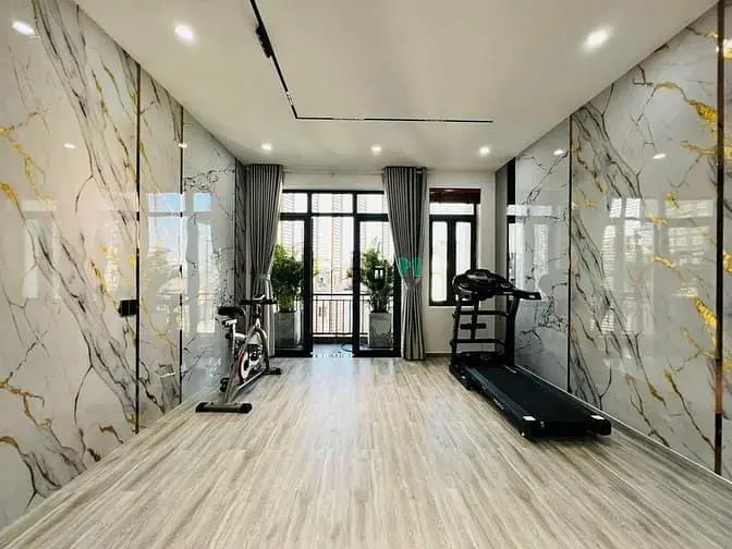 Gia Đình Cho Thuê Gấp Nhà Đường Cao Thắng - Tt Quận 3 - Giá Thuê 3X