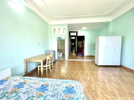 Phòng Ban Công, Full Nt, Gần Ngã Tư 4 Xã, Lũy Bán Bích, Hòa Bình Tân Phú