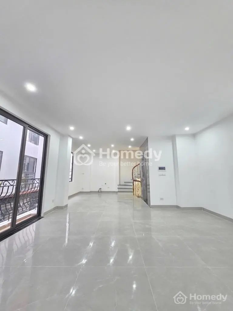 Bán Nhà Riêng Phố Lụa _Ô Tô Vào Nhà_51M2_ Nở Hậu_Thang Máy_Chỉ Hơn 13 Tỷ !