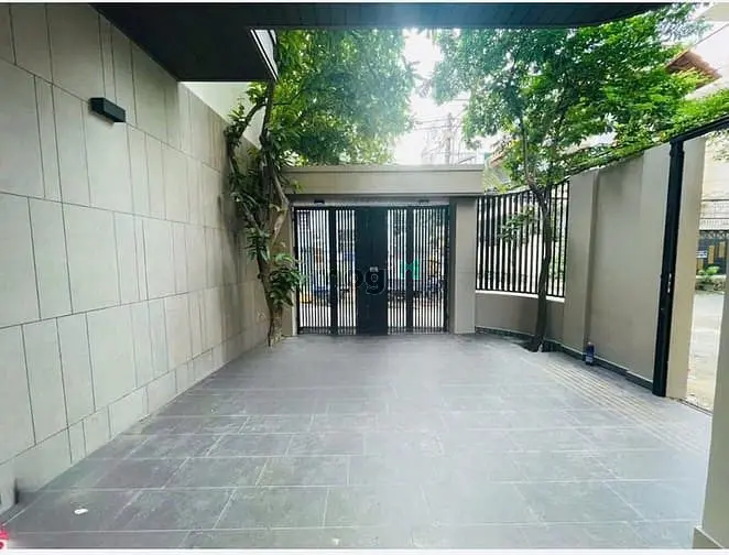 Cho Thuê Nhà Nguyên Căn Đường 3/2 - Quận 10