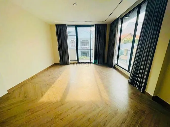 Cho Thuê Nhà Nguyên Căn Đường 3/2 - Quận 10