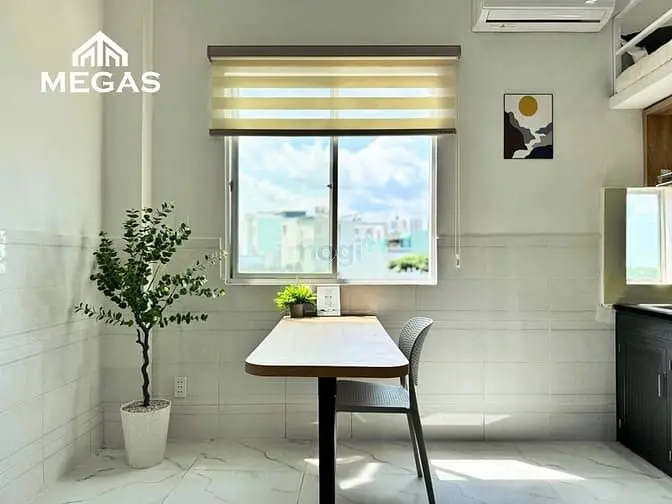 Duplex Cửa Sổ Đầy Đủ Tiện Nghi Ngay Quận 2