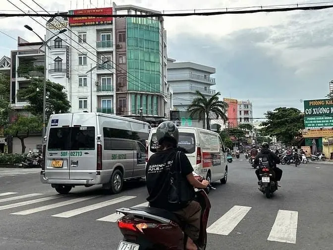 Chdv Ngang 7M 5Lầu Đường 10M Lê Đức Thọ 105M2 17Pn Đi Bộ Đi Chợ 17.8Tỷ