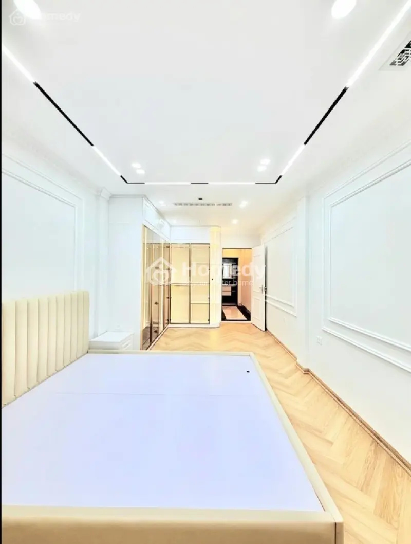 Siêu Phẩm Minh Khai 50M/ Ô Tô Vào Nhà/ Sổ Phân Lô/ Thang Máy/ Full Nội Thất/ 2 Thoáng Trước Sau